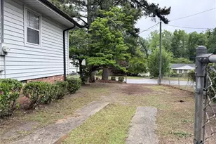 7300 Hyannis Dr, Fayetteville, NC 28304 - Photo 21