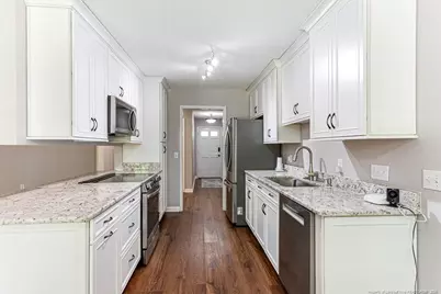 5714 Crenshaw Drive, Hope Mills, NC 28348 - Photo 13