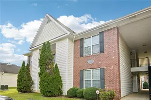 1930 Harcourt Cir, Fayetteville, NC 28304 - Photo 31