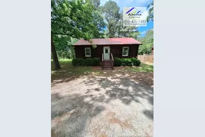 268 W Manchester Road, Spring Lake, NC 28390 - Photo 1