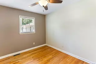 1802 Flintshire Rd, Fayetteville, NC 28304 - Photo 25