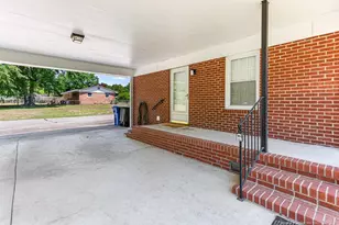 1802 Flintshire Rd, Fayetteville, NC 28304 - Photo 33