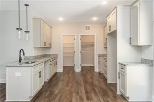 1436 Pamalee Dr, Fayetteville, NC 28303 - Photo 17
