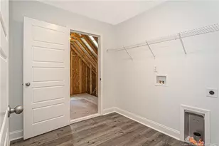 1428 Pamalee Dr, Fayetteville, NC 28303 - Photo 33