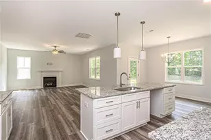 1428 Pamalee Dr, Fayetteville, NC 28303 - Photo 23