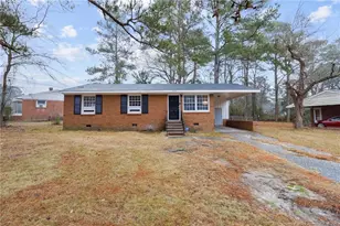 1445 Thelbert Dr, Fayetteville, NC 28301 - Photo 1
