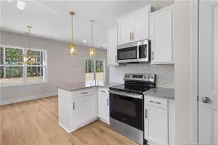 7822 Iron Ct, Fayetteville, NC 28306 - Photo 17