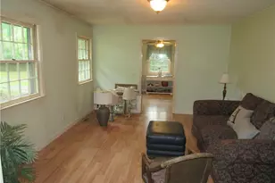 314 Mayflower Cir, Sanford, NC 27330 - Photo 9