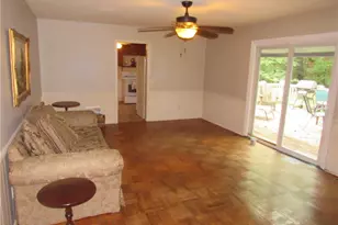 314 Mayflower Cir, Sanford, NC 27330 - Photo 11
