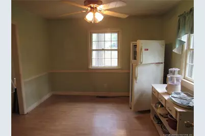 314 Mayflower Circle, Sanford, NC 27330 - Photo 5