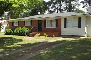 5101 N Sumac Cir, Fayetteville, NC 28304 - Photo 1