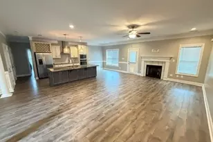 3525 Candlehurst Pl, Fayetteville, NC 28306 - Photo 5
