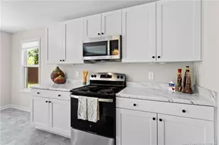 5423 E Patterson St, Hope Mills, NC 28348 - Photo 17