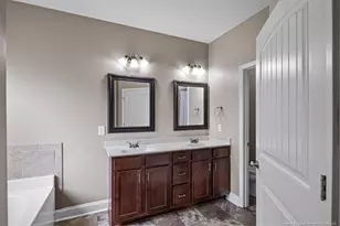 2713 Ally Rayven Dr, Fayetteville, NC 28306 - Photo 47
