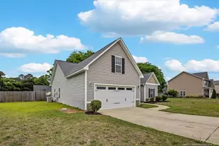 2713 Ally Rayven Dr, Fayetteville, NC 28306 - Photo 7