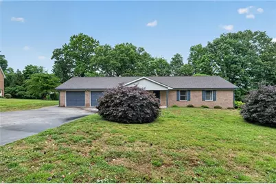 316 Christine Court, Midway, NC 27127 - Photo 3