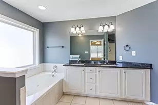 5108 Miranda Dr, Hope Mills, NC 28348 - Photo 25