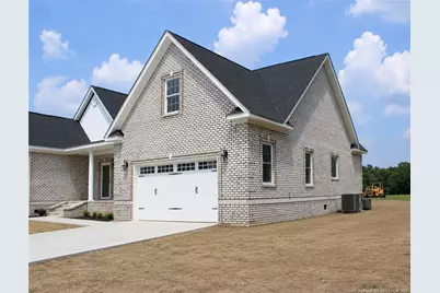1102 W Carthage Road, Lumberton, NC 28360 - Photo 3