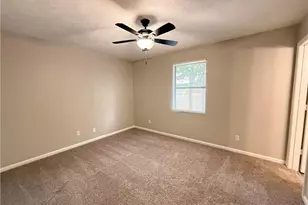4065 Professional Dr, Hope Mills, NC 28348 - Photo 9