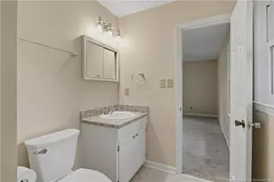 1712 Valley Ridge Dr, Fayetteville, NC 28303 - Photo 21
