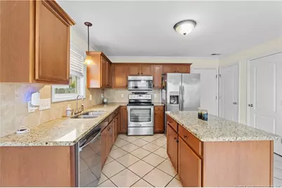 1659 Rock Creek Lane, Fayetteville, NC 28301 - Photo 11