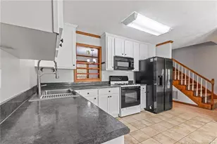 5372 Amberhill Ct, Fayetteville, NC 28311 - Photo 15