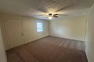 6517 Portsmouth Dr, Fayetteville, NC 28314 - Photo 3