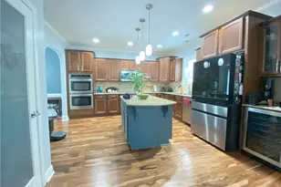 351 Maplewood Dr, Sanford, NC 27332 - Photo 3
