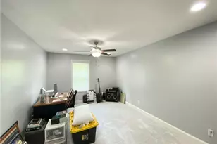 351 Maplewood Dr, Sanford, NC 27332 - Photo 5
