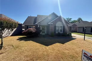 1813 Stetson Ln, Fayetteville, NC 28304 - Photo 1