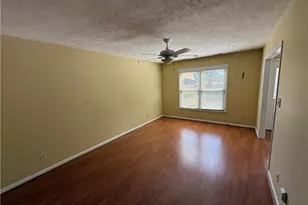 1813 Stetson Ln, Fayetteville, NC 28304 - Photo 7