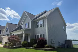 207 Summer Creek Ln, Sanford, NC 27332 - Photo 5