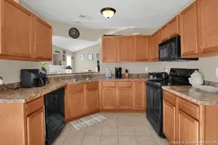 5913 Blue Sky Ln, Hope Mills, NC 28348 - Photo 5