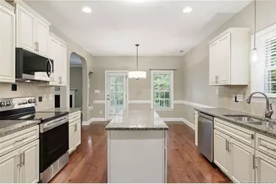 265 Heather Brook Circle, Spring Lake, NC 28390 - Photo 9