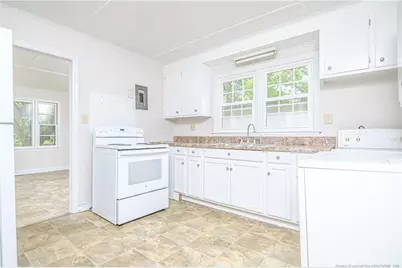 407 Hicks Avenue, Fayetteville, NC 28304 - Photo 17