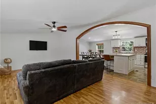 220 Fondern Dr, Hope Mills, NC 28348 - Photo 7