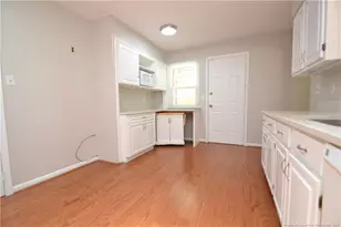 806 Kingswood Dr, Cary, NC 27513 - Photo 9