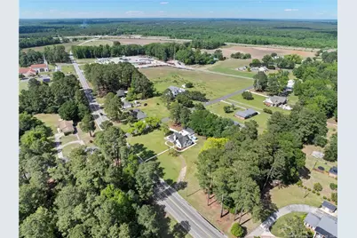 608 N East Street, Roseboro, NC 28382 - Photo 9