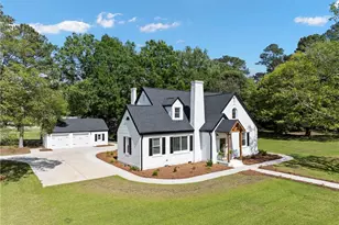 608 N East St, Roseboro, NC 28382 - Photo 5