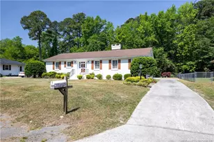 505 Lafayette St, Clinton, NC 28328 - Photo 1