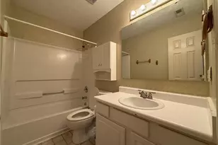 7229 Tollhouse Dr, Fayetteville, NC 28314 - Photo 9
