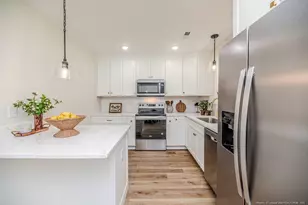 115 N 10th St, Sanford, NC 27330 - Photo 7