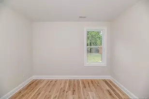 115 N 10th St, Sanford, NC 27330 - Photo 17