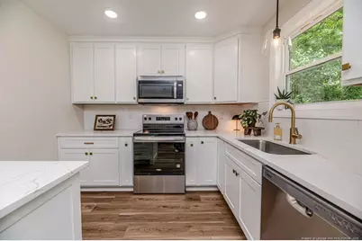 115 N 10th Street, Sanford, NC 27330 - Photo 3