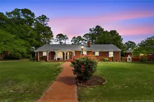 1009 N Magnolia Ave, Dunn, NC 28334 - Photo 1