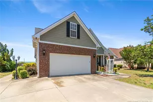 1225 Thistle Gold Dr, Hope Mills, NC 28348 - Photo 3