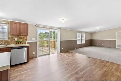 104 Hillcreek Drive, Parkton, NC 28371 - Photo 5