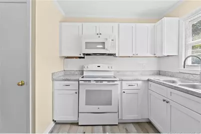714 Bronco Lane, Fayetteville, NC 28303 - Photo 5