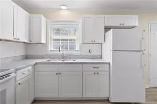 714 Bronco Ln, Fayetteville, NC 28303 - Photo 7