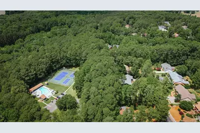 692 Chelsea Drive, Sanford, NC 27332 - Photo 9
